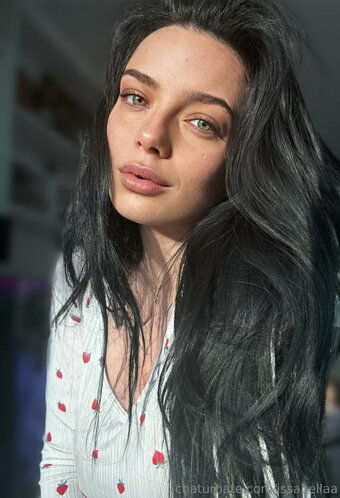 issabellaa issabellaa