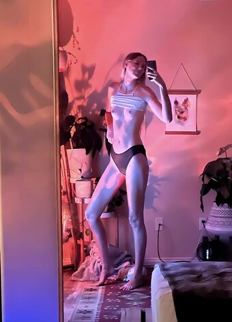 Issy Austi / https: / issyausti Nude Leaks OnlyFans Photo 10