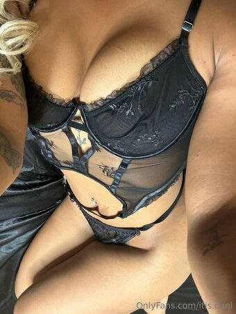 Itis.dani / Dani Taylor / oh.thatsdani Nude Leaks OnlyFans Photo 2