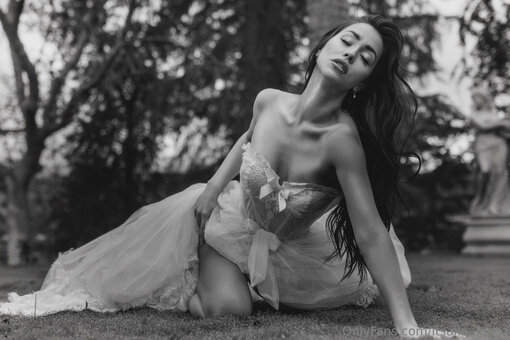 itsalinalopez Nude Leaks Photo 10