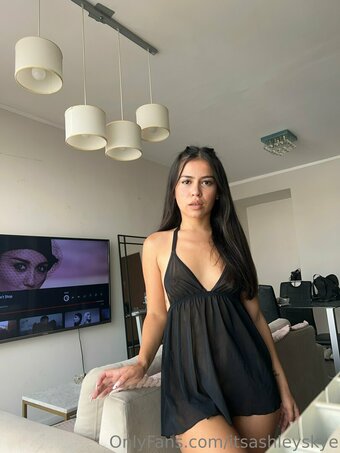 itsashleyskye / ashleysky / rayemilyy Nude Leaks OnlyFans Photo 14