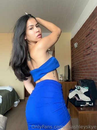 itsashleyskye / ashleysky / rayemilyy Nude Leaks OnlyFans Photo 24