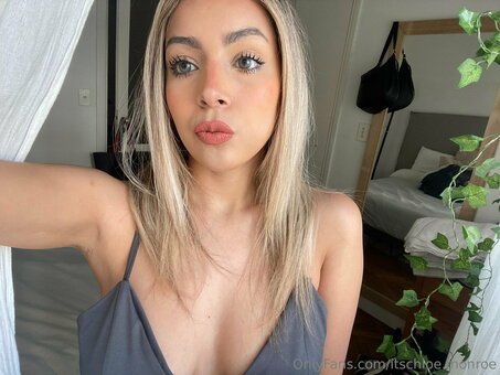 itschloe.monroe Nude Leaks Photo 7