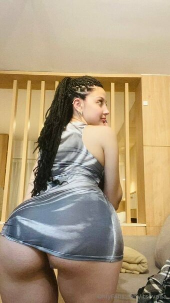 itsevaaa Nude Leaks Photo 28