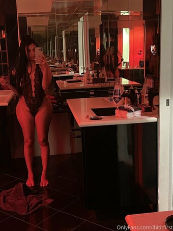 itsihititfirst Nude Leaks Photo 2