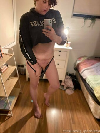 itsjunebug_ Nude Leaks Photo 23