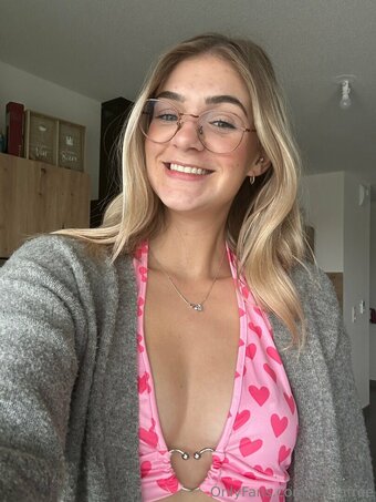 itsleafree Nude Leaks Photo 1