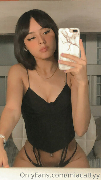itslillyth Nude Leaks Photo 15