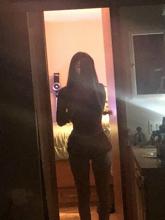 Itsmalic3 / Itsmalice Nude Leaks Photo 9