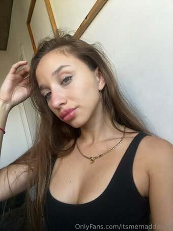 itsmemaddisson Nude Leaks Photo 9