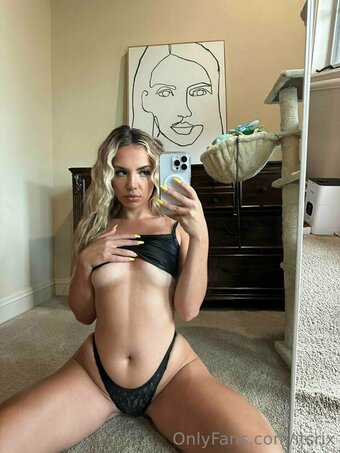 itsrix Nude Leaks Photo 20