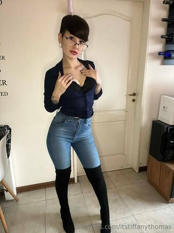 itstiffanythomas Nude Leaks Photo 20