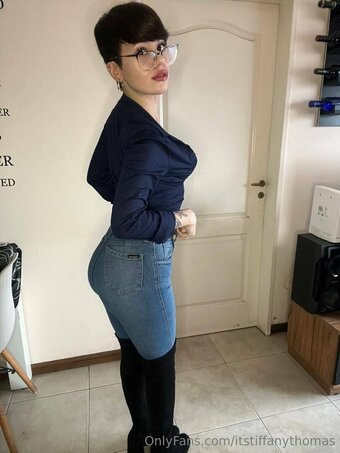 itstiffanythomas Nude Leaks Photo 21