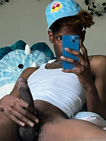 itsty8 Nude Leaks Photo 5