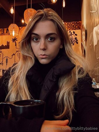 ittybittybabiee / Cloe Laurent Nude Leaks OnlyFans Photo 10