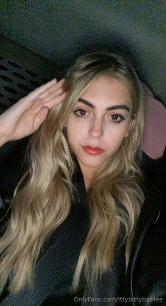 ittybittybabiee / Cloe Laurent Nude Leaks OnlyFans Photo 14