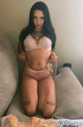 ittybittygypsy Nude Leaks Photo 16