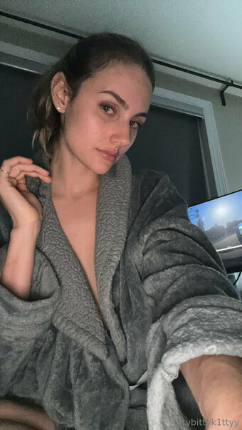 ittybittyk1ttyy Nude Leaks Photo 4