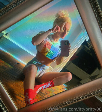 ittybritty08 Nude Leaks Photo 8
