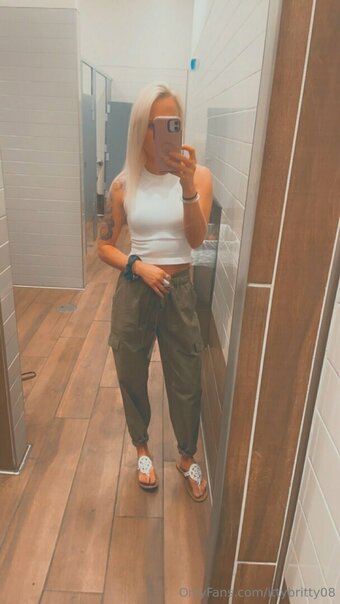 ittybritty08 Nude Leaks Photo 21