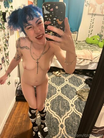 itzdaisylee Nude Leaks Photo 6