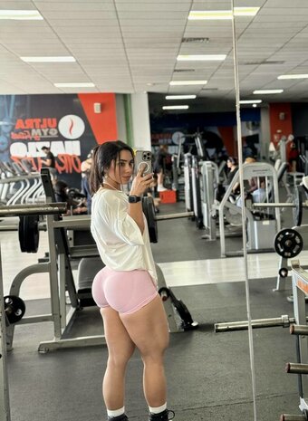 Itzelsanchez90 / itzelsanchez itzel sanchez Nude Leaks Photo 4