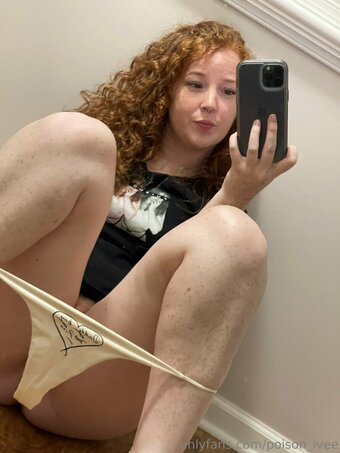 ivee_marks Nude Leaks Photo 25