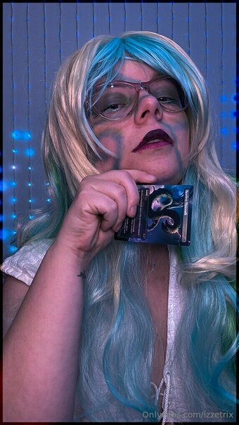 izzetrix Nude Leaks Photo 9