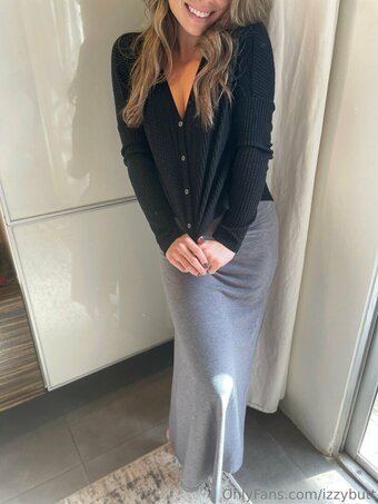 izzybutt Nude Leaks Photo 16