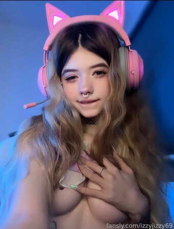 Izzyjizzy69 / https: / iizzyxoo / izzyjizzy Nude Leaks Photo 25