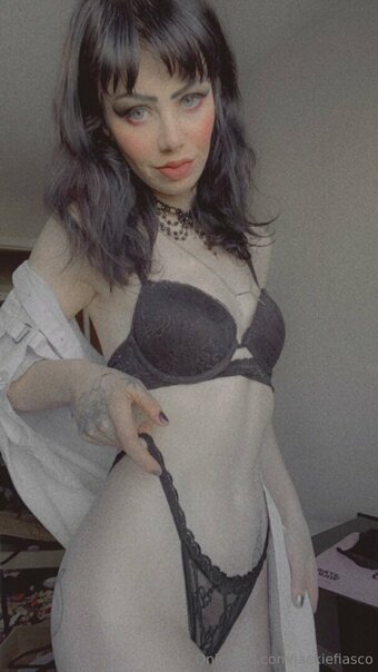 jackiefiasco Nude Leaks Photo 16