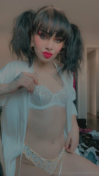 jackiefiasco Nude Leaks Photo 23
