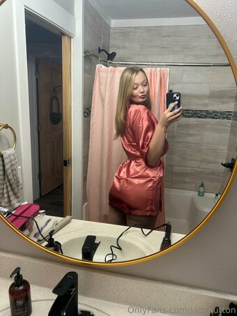 jadasutton Nude Leaks Photo 7
