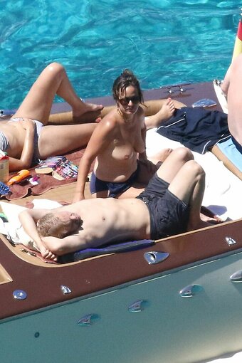 Jade Jagger / jadejezebeljagger Nude Leaks Photo 19