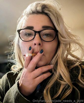 Jade_needs_a_light / https: Nude Leaks OnlyFans Photo 13