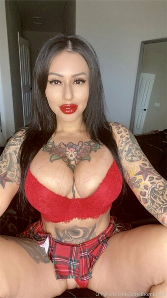 jadedbombshell