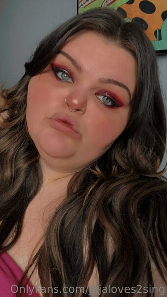 jajaloves2sing Nude Leaks Photo 10