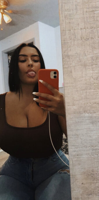 Jaley S / haleybrooks18 / jaleysotoo Nude Leaks OnlyFans Photo 9
