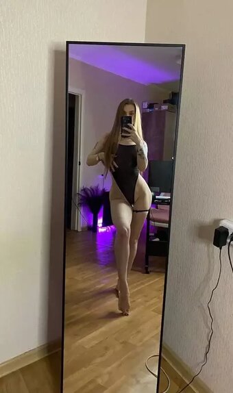 Jane Paws / https: / jane_paws Nude Leaks Photo 4