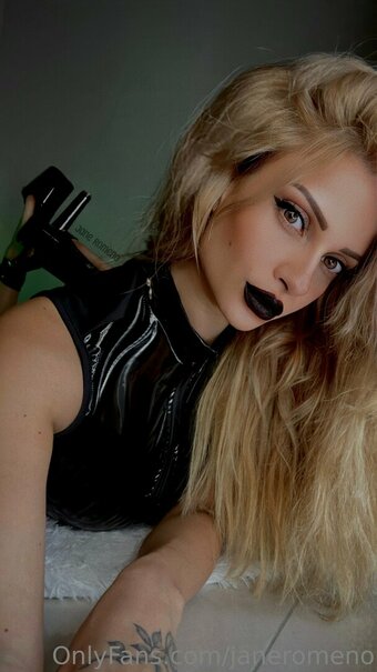 JaneRomeno / janeromeno_official Nude Leaks OnlyFans Photo 9