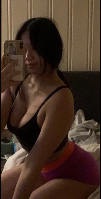 janet.ttp / awhore.able / janetpham / lildedjanet Nude Leaks OnlyFans Photo 5