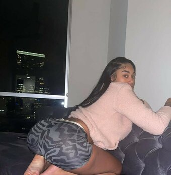 Jania Meshell / janiameshell Nude Leaks Photo 2