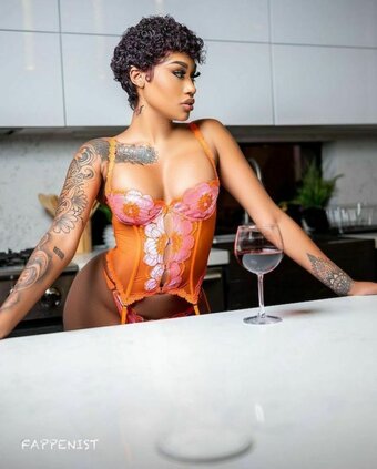 Janiameshell Nude Leaks Photo 2