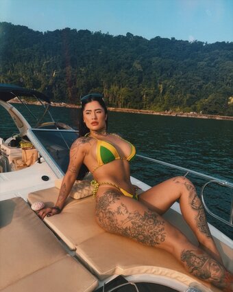 Japoneeesa Nude Leaks Photo 2