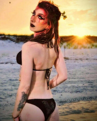 Jasmhyn_makeup / jasmhyn_modeling Nude Leaks OnlyFans Photo 2