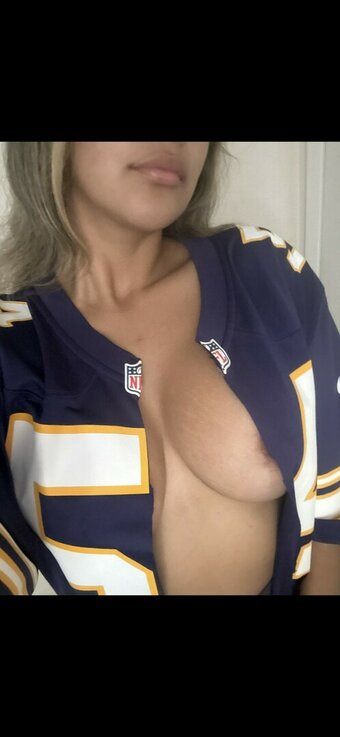 Jayherrm / Aaliyah.bautistaa Nude Leaks Photo 1