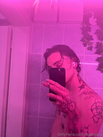 jayloganz Nude Leaks Photo 26