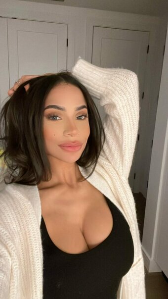 jaylynnpham / Jaylynn_amber / jaylynn / justjaylynn Nude Leaks OnlyFans Photo 4