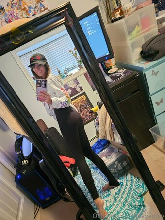 jayyvonly Nude Leaks Photo 23