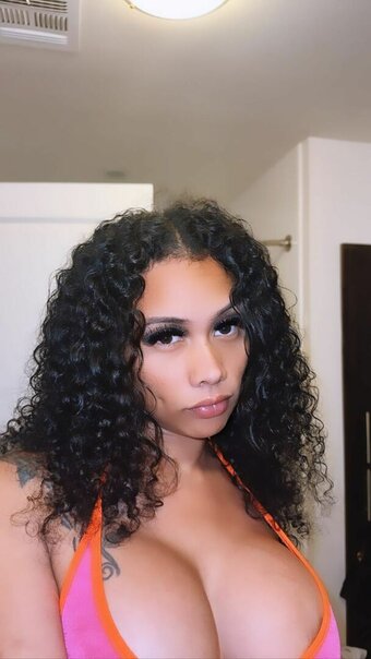 jazzymotheissuee / JAZZYMOtheISSUE / jasminheaney Nude Leaks OnlyFans Photo 9